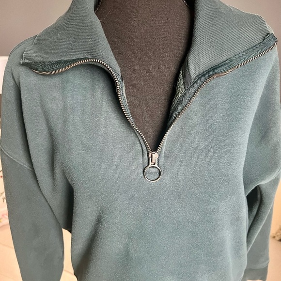 ATHLETA- NORDIC TEAL QUARTER ZIP - SIZE XS - Picture 4 of 8